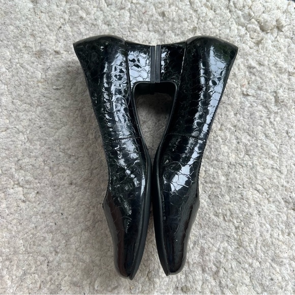 Trotters: Black Patent Leather Reptile Print Business Kitten Heels Size 8 - Picture 4 of 9